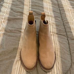 Dolce vita waterproof bootie